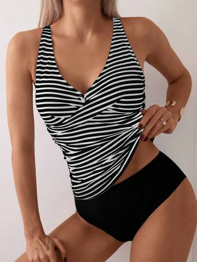 طقم تانكيني حريمي Swim Lushoire طقم كاجوال بقميص مخطط وبنطلون مبطن بسيط للنساء للارتداء اليومي الكاجوال ،مناسب للصيف والأنشطة في الشاطئ و السفر