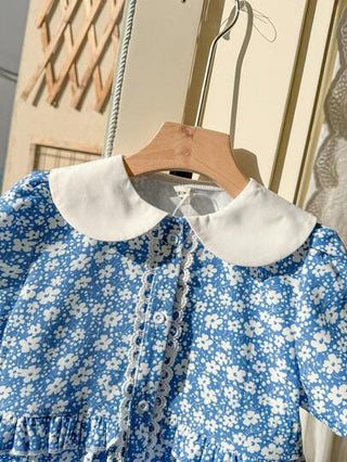 فستان أطفال Blossori فستان أنيق أزرق ملاحم لاربيع والصيف للفتيات الصغيرات، باكمام وياقة على شكل بيتر بان