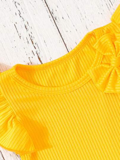 مجموعة ملابس بنات رضع كاجوال تتكون من تي شيرت مفتول بفيونكة وشورت مطبوع بزهور عباد الشمس،٢ قطعة