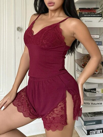 SHEIN مجموعة بيجامات نسائية من الدانتيل الجذاب والأنيق، ملابس خريف وشتاء مريحة