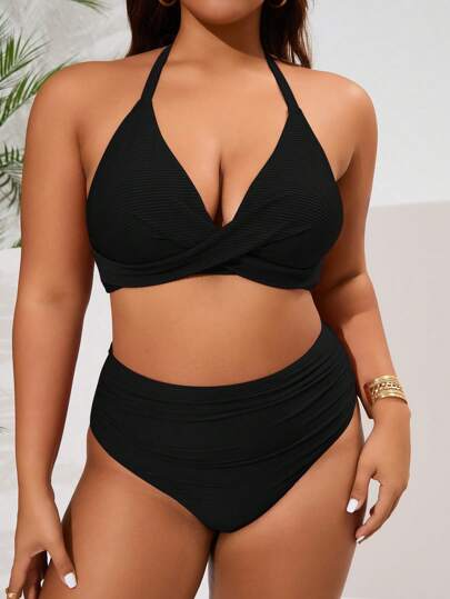 Swim Basics مجموعة بكيني قطعتين للنساء كبيرات الحجم بلون أحادي ذو رقبة مجمع، إطلالة صيفية عصرية على الشاطئ