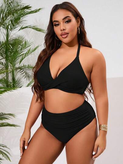Swim Basics مجموعة بكيني قطعتين للنساء كبيرات الحجم بلون أحادي ذو رقبة مجمع، إطلالة صيفية عصرية على الشاطئ