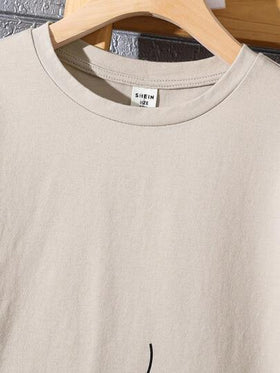SHEIN طقم تي شيرت وشورت للأولاد المراهقين بطباعة ألعاب فيديو على قصير الرقبة، 2 قطعة