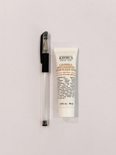 Kiehl's غسول وجه مرطب وعميق التنظيف من كيلز بالخلاصة النباتية - حجم صغير 1 أونصة سائلة/30 مل