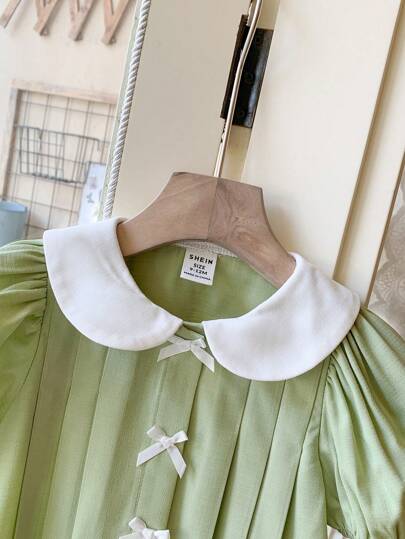 SHEIN فستان صيفي للفتاة الصغيرة مزين بياقة بيتر بان الخضراء الجميلة والريشة قصير الأكمام