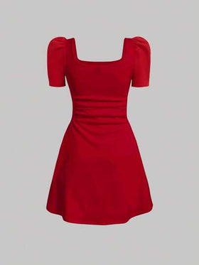 SHEIN فستان قصير أزرق دون أكمام للبنات المراهقات، ذو رقبة مربعة وأكمام منفوخة ملائم للارتداء اليومي، المناسبات الرسمية، حفلات الأعياد أو الحفلات الأنيقة