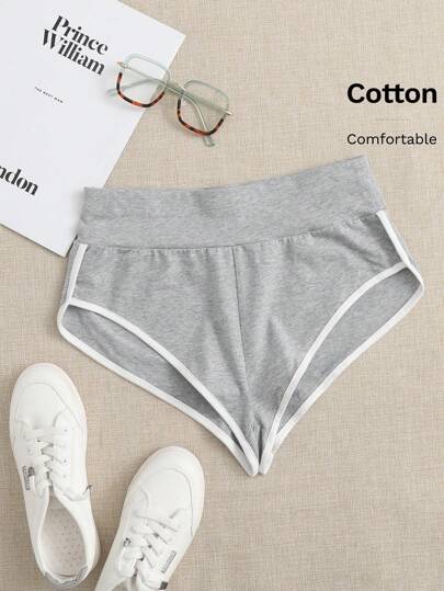 SHEIN EZwear سروال قصير مقوس متباين