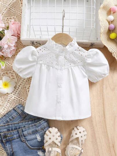 SHEIN قميص أبيض قصير الأكمام مريح للبنات الصغار ، صيفي