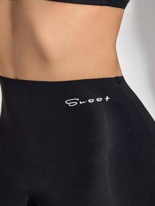 SuitURBody شورت آمان ذو خصر عالي مطبوع بطباعة الحروف للنساء، للاستخدام اليومي