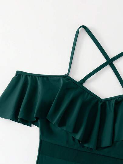 SHEIN Swim بذلة سباحة قطعة واحدة نسائية بلون أحادي مصممة بتفاصيل الهولتر والشبك، مناسبة للعطلات والشاطئ