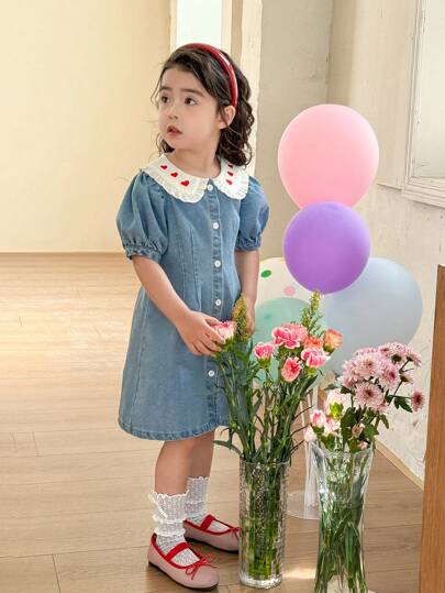 SHEIN Genkimix Kids فستان جينز كاجوال أنيق للفتاة الصغيرة، طويل الأكمام ذو أكمام منتفخة، صدر أحادي، قبة بيتر بان