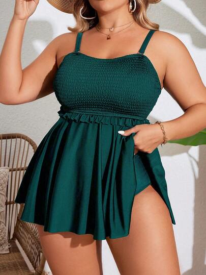 SHEIN Swim Curve مجموعة بدلة سباحة من قطعتين (توب وسروال) للمرأة ذات الحجم الكبير، بحمالات رفيعة، بطراز لون أحادي، طراز عطلة عادي، مناسب للشاطئ والعطلات الصيفية