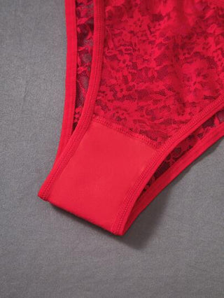 Shein Underwear&Sleepwear Basics 4 قطع/عبوة مجموعة سراويل حريمي مزركشة بالشريط والدانتيل بشكل مثلث