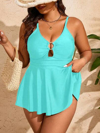SHEIN Swim Curve بدلة سباغيتي لضبط البطن مقاسات كبيرة للنساء مكونة من قطعتين بلون واحد، مناسبة للشاطئ والإجازات الصيفية