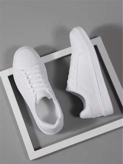حذاء رياضي عارض مريح unisex برباط 36-45، حذاء أبيض عالي الموضة، حذاء رياضي ناعم متعدد الاستعمال للطلاب، مقاوم للانزلاق والتآكل