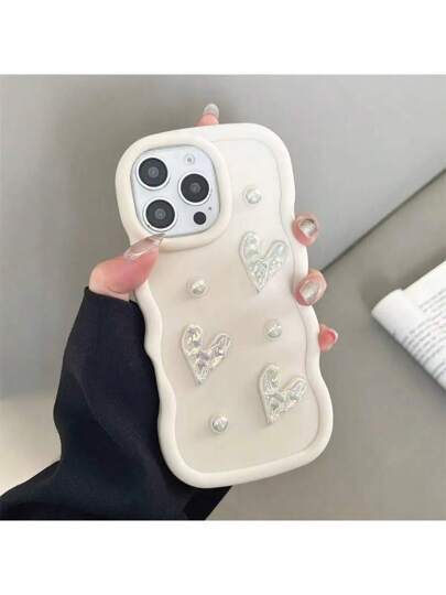 غطاء هاتف بتصميم الموجة الضخمة هندسي مزخرف بالؤلؤ الصناعي الشكل قلب متوافق مع هاتف آيفون 16/ ريدمي نوت 11 4G / جالكسي A55/ انفينكس نوت 30/ موتورولا موتو E30