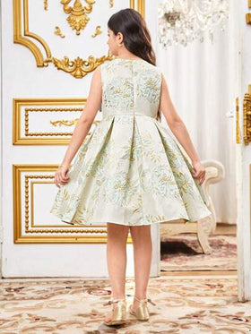 SHEIN Leap Crew فستان أنيق بدون أكمام مطبوع بالزهور لفتيات المراهقات