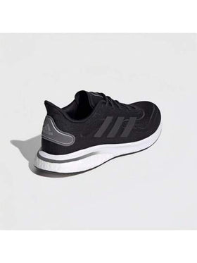 Adidas أحذية رياضية كلاسيكية مريحة وكاجوال بنعل مبطن مقاوم للانزلاق