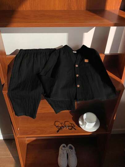 SHEIN طقم قميص كم طويل ذو ياقة واقفة وبنطال بخصر مطاطي للأطفال الكاجوال ،باللون الأسود، مناسب للخريف/الربيع/الصيف ، مناسب لحفلات أعياد الميلاد ،رأس السنة ، الزفاف ، حفلات استقبال المولود