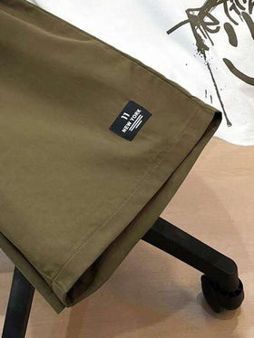 SHEIN مجموعة قصيرة الأكمام بناطيل وقميص كاجوال للفتيان المراهقين ، أسلوب البانك والشارع ، مناسب للخارج والحفلات والمهرجانات الموسيقية في الربيع والصيف ، ملابس أطفال مراهقين باعرابيات انجليزية ملونة وتباين الألوان
