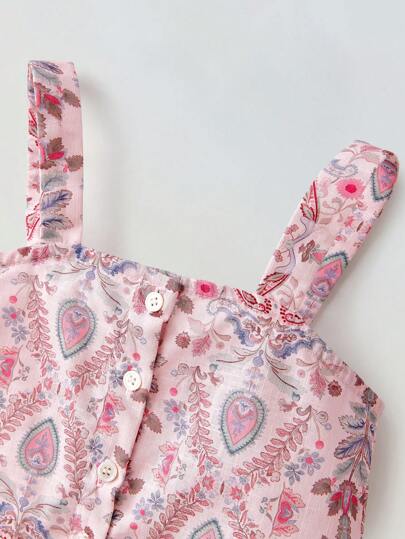 SHEIN Maija Kids فستان قصير للفتاة الصغيرة بطبعة زهور عتيقة، حواف مكشكشة بأربطة قابلة للتعديل، طقم من قطعتين للاستخدام في الخارج والمنزل والمدرسة والعطلات، بطراز بوهو في فصلي الربيع والصيف