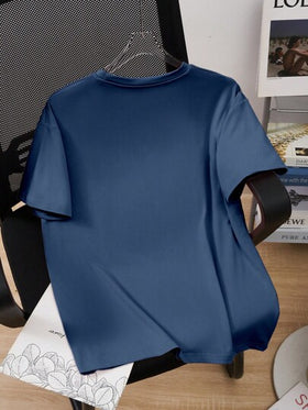 SHEIN تي شيرت بأكمام قصيرة لمراهق بطباعة جرافيكية لوحدة تحكم ألعاب بتصميم بسيط وعصري