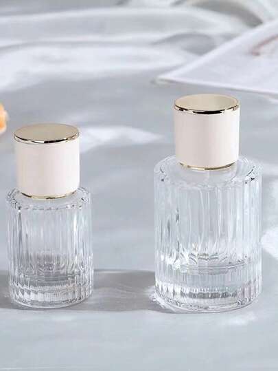 زجاجة عطر فارغة فوهتها لولبية بخطوط رأسية سعة 100مل /50مل /30مل ذات سعة كبيرة وقابلة للرش للمواد التجميلية الفاخرة، عبوة فرعية مناسبة