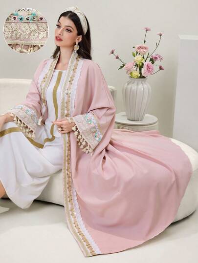 Al Najma عباءة نسائية بلون صلب ومخطط مزخرفة بشراريب، رداء متواضع وأنيق