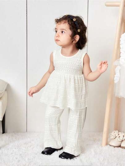 SHEIN Vintaside Kids طقم فستان بخطوط كروشيه للأطفال الرضع، موضة صيفية