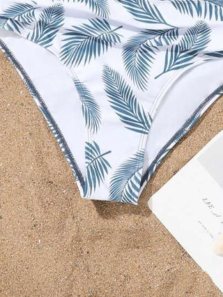 طقم تانكيني حريمي Swim مجموعة صدرية وشورت عليها طباعة أوراق 2 قطعة للنساء، بتصميم بسيط بلون أزرق ضبابي