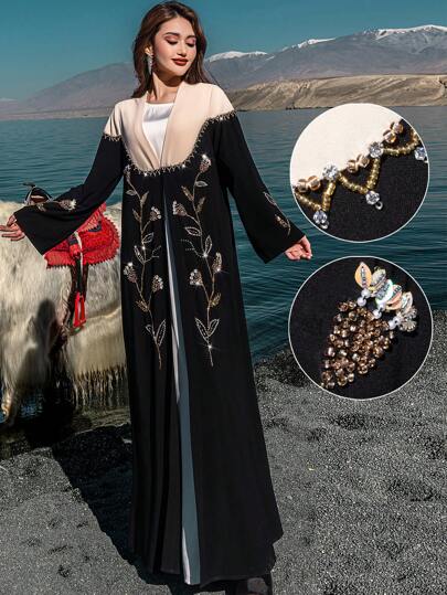 Layrah عباءة أناقة بألوان مظللة وزخارف خرزية جذابة، صدر مفتوح متواضعة