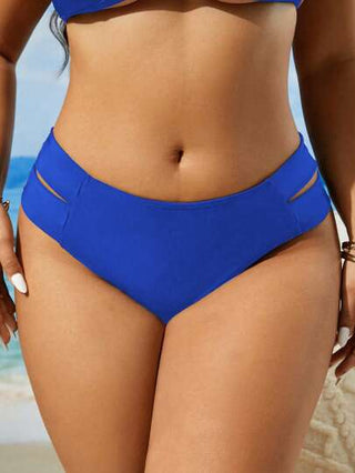 SHEIN Swim Curve ملابس سباحة سفلية للنساء ذوات الحجم الكبير صيفية عديمة الطبعات بخصر منخفض للأجازات والشاطئ