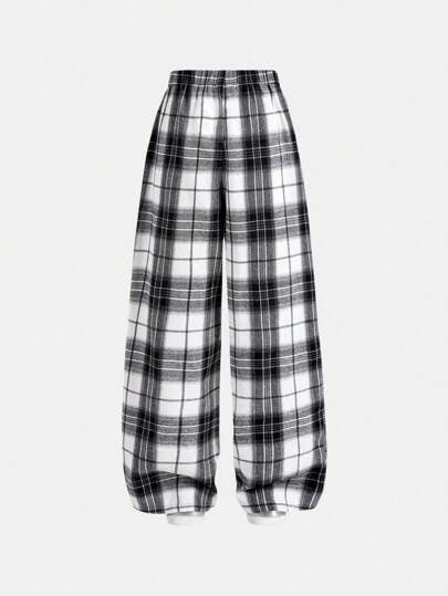 SHEIN Girlism بنطلون رياضي بقدمين واسعتين للفتيات المراهقات، من الفليس الدقيق بتصميم الشاش الأسود والأبيض، للاستعمال اليومي ولممارسة كرة القدم/كرة المضرب