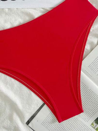 طقم تانكيني حريمي Swim Lushoire بكيني علوي ذو تصميم فتحات الرقبة المطبوع باسم (Springbreak)