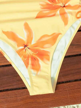 Swim Mod بدلة سباحة نسائية صيفية جديدة بطبعة زهور باللون الأصفر الفاتح بأربطة جانبية سحب'