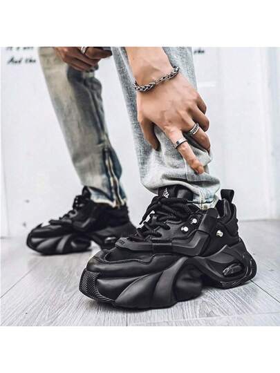 أحذية رياضية بيضاء أنيقة للرجال - موديل 2025 جديد، قابل للتنفس، مبطن للراحة، متعدد الاستخدامات للأعمال والأنشطة الخارجية