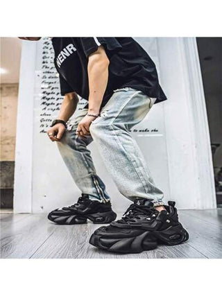 أحذية رياضية بيضاء أنيقة للرجال - موديل 2025 جديد، قابل للتنفس، مبطن للراحة، متعدد الاستخدامات للأعمال والأنشطة الخارجية