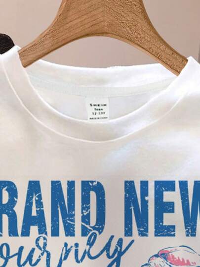 EZwear تي شيرت ياقة مستديرة أكبر من المقاس بأكم قصير، ألوان مبهجة وبطباعة شعارات بسيطة، قطعة صيفية جديدة للنساء بعناصر أوقيانوسية وبحرية