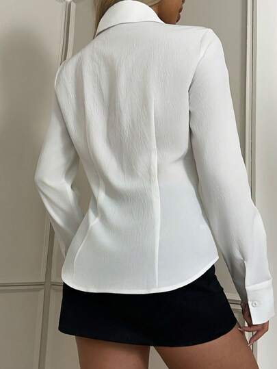 SHEIN EZwear بلوزة بناتية بأكمام طويلة ذات حِزام ناعم أبيض مطرزة