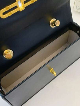 حقيبة يد مربعة ذات هيكل أنيق للنساء ، حقيبة كروسبودي أنيقة للسيدات، باللون الأسود ، أفضل هدايا عيد الأم للنساء