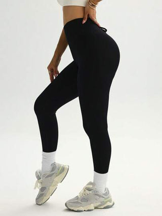 Sport Studio ملابس رياضية مكونة من فانلة ورياضية خصر عالي للنساء للياقة البدنية