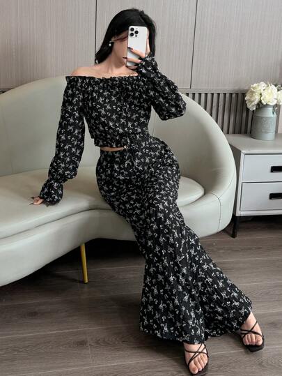طقم حريمي قطعتين Modelyn العيد مجموعة فستان وبلوزة كتف مكشوف ذو طبعة زهور متناثرة للنساء قطعتين