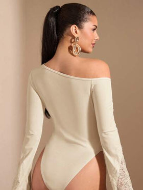 SHEIN BAE بودي سويت أنيق وجذاب للنساء بلون أحادي وقصة وأكمام متباينة مع تطريز شبكي، مناسب للطبقات في فصلي الخريف والشتاء، بودي سويت مصنوع من الأقمشة المحبوكة مناسب للخروج والمناسبات الرومانسية والحفلات