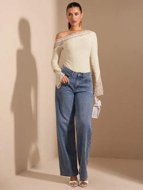 SHEIN BAE بودي سويت أنيق وجذاب للنساء بلون أحادي وقصة وأكمام متباينة مع تطريز شبكي، مناسب للطبقات في فصلي الخريف والشتاء، بودي سويت مصنوع من الأقمشة المحبوكة مناسب للخروج والمناسبات الرومانسية والحفلات