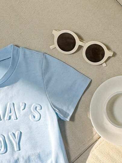 SHEIN Playful Pals طقم ملابس أطفال ذكور للأزياء الشارعية بنقشة زهرية رمادي مزخرف بارز باللون الخردلي ، طقم سادة للأطفال الصغار