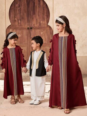 SHEIN فستان تكنولوجيا المعلومات غير رسمي طويل الأكمام ذو ياقة مربعة بطبعات ريترو منقطعة، للبنات المراهقات