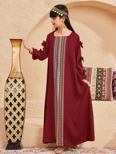 SHEIN فستان تكنولوجيا المعلومات غير رسمي طويل الأكمام ذو ياقة مربعة بطبعات ريترو منقطعة، للبنات المراهقات