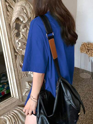 DAZY تي شيرت نسائي كبير الحجم ذو أكمام قصيرة منخفضة الكتف مطبوع عليه عنوان "آلاف من روائع عمال الإنتاج" للصيف
