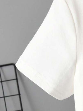 SHEIN بلوزة بياقة مستديرة وأكمام قصيرة بيضاء للفتيات الصغيرات، أساسي