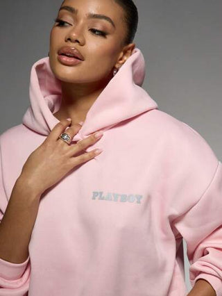 Missguided x Playboy MISSGUIDED البلوفر الرجعية المطبوع بالأرنب المعدني الكبير الحجم للشارع والموضة ، البلوز القطني الشتوي بتأثير هولوغرافي معدني